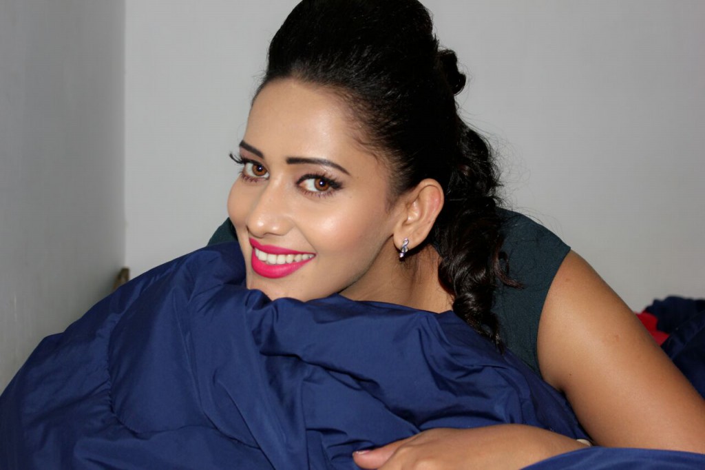 Actress Sanjana Singh Latest Photoshoot