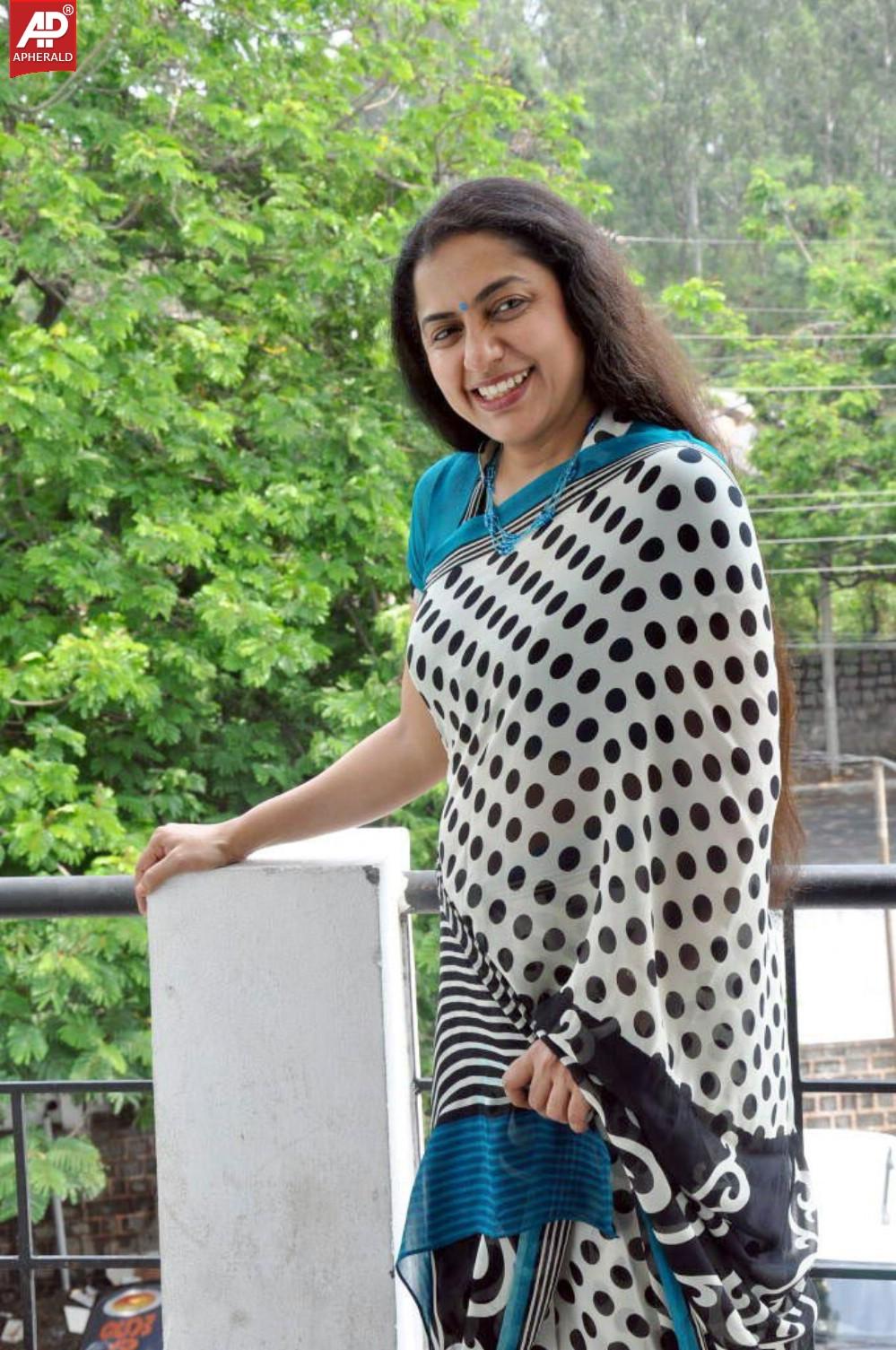 Actress Suhasini Photos