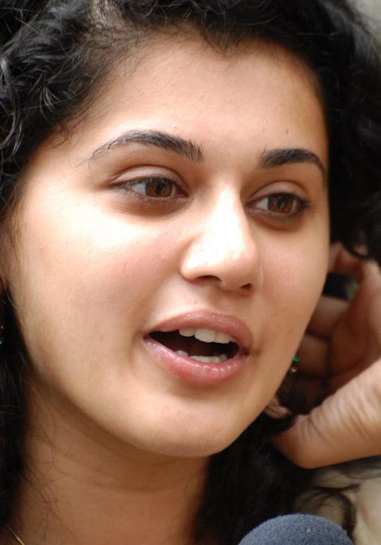 Actress Tapsee Pannu Stills