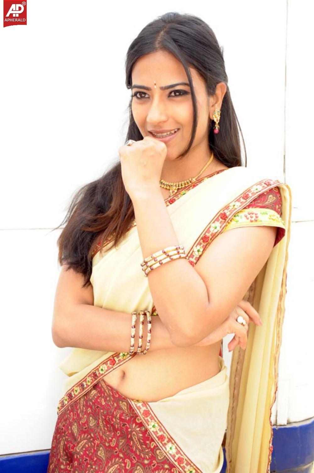 Aditi Sharma Pics