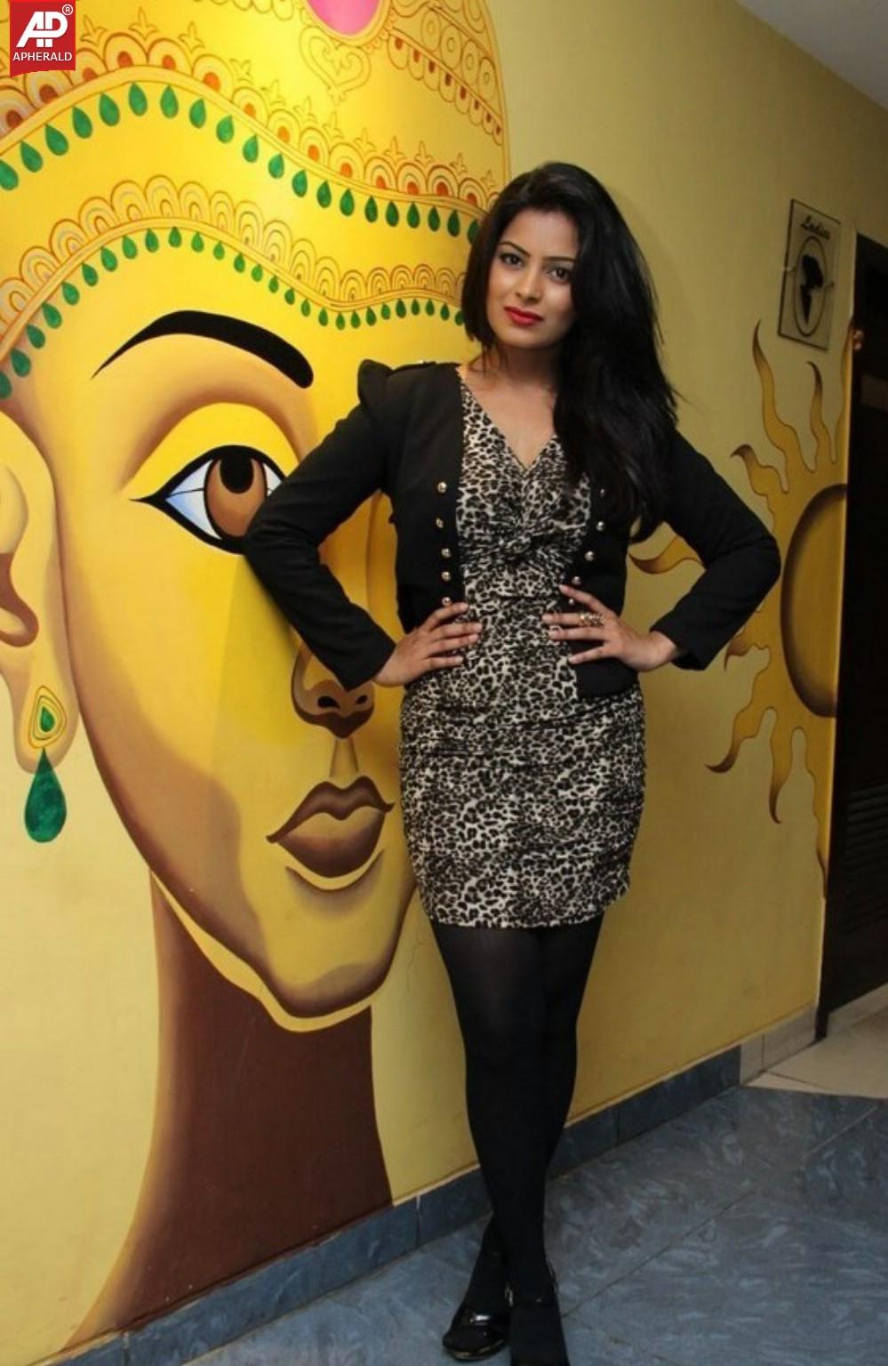 Akanksha Mohan Latest Photos