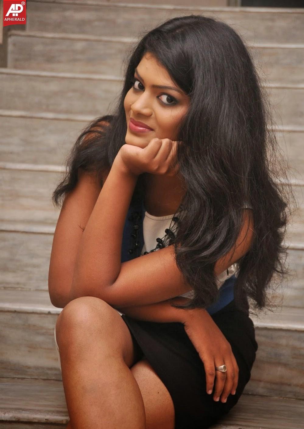 Akhila New Stills