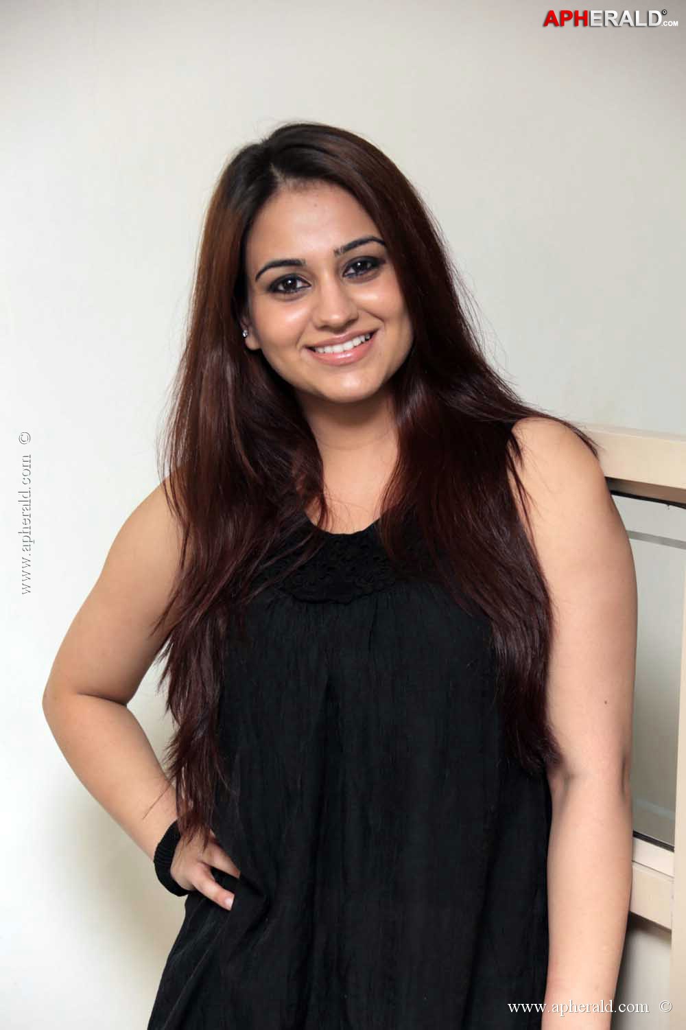 Aksha Spicy Photos