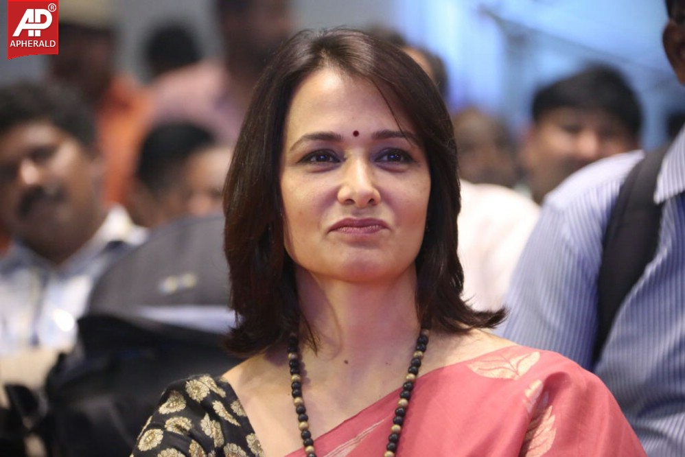 Amala Akkineni Photos