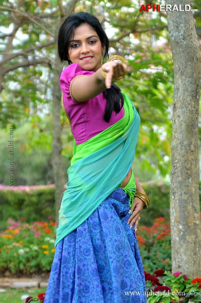 Amala Paul Latest Stills