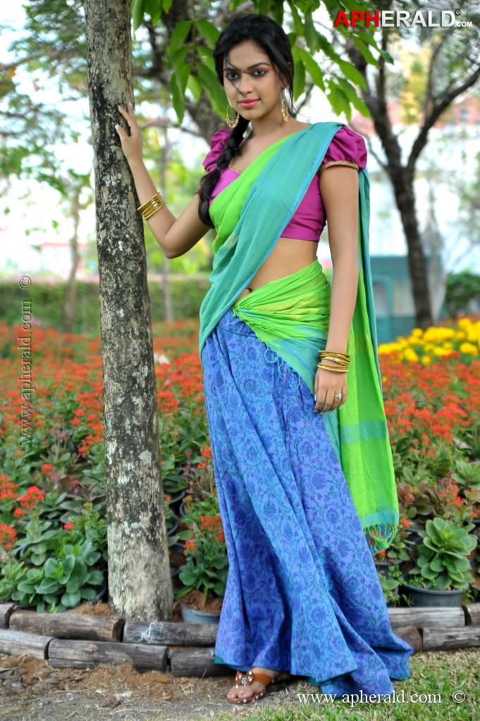 Amala Paul Latest Stills