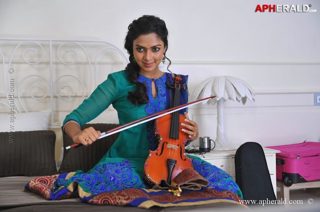 Amala Paul New Photos