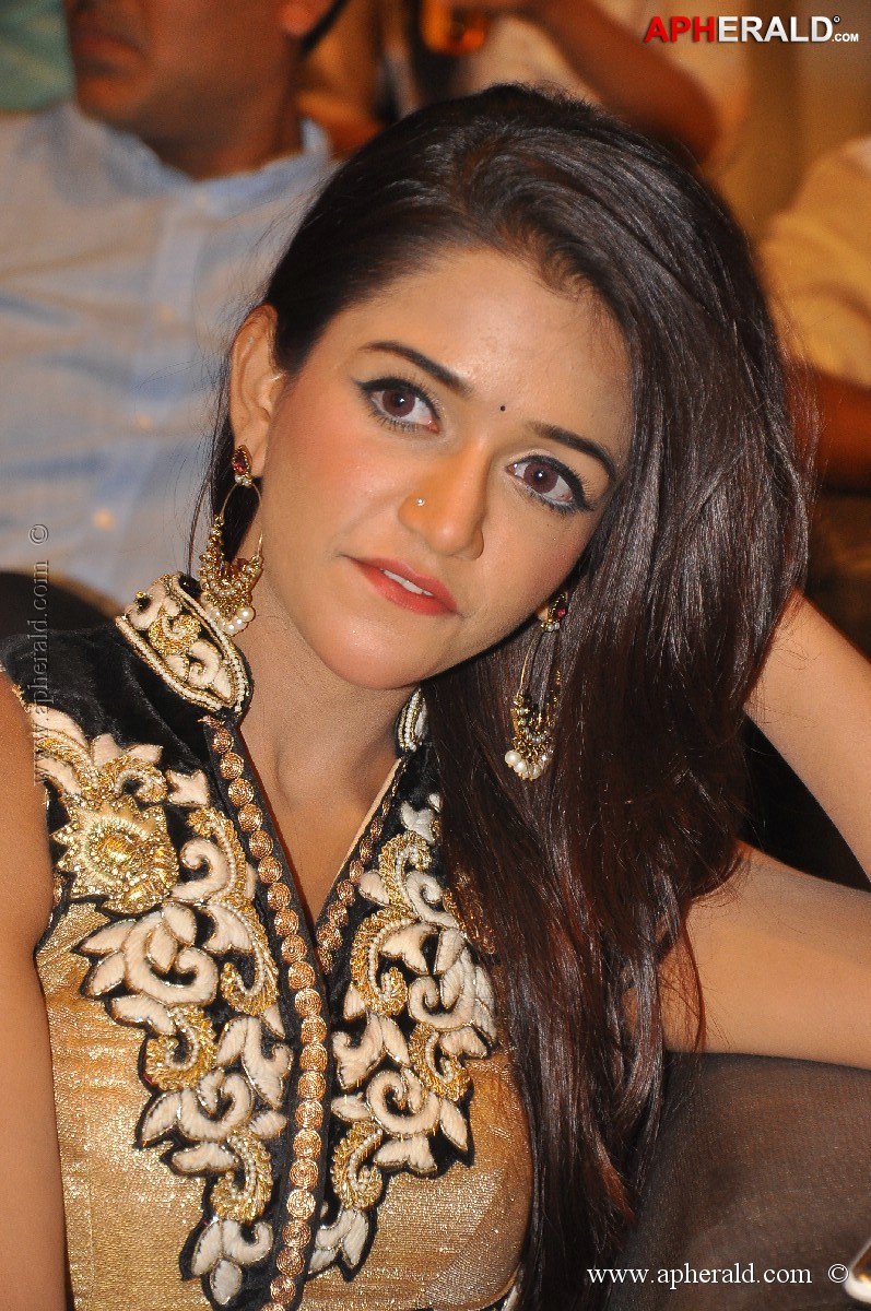 Anaika Soti New Stills