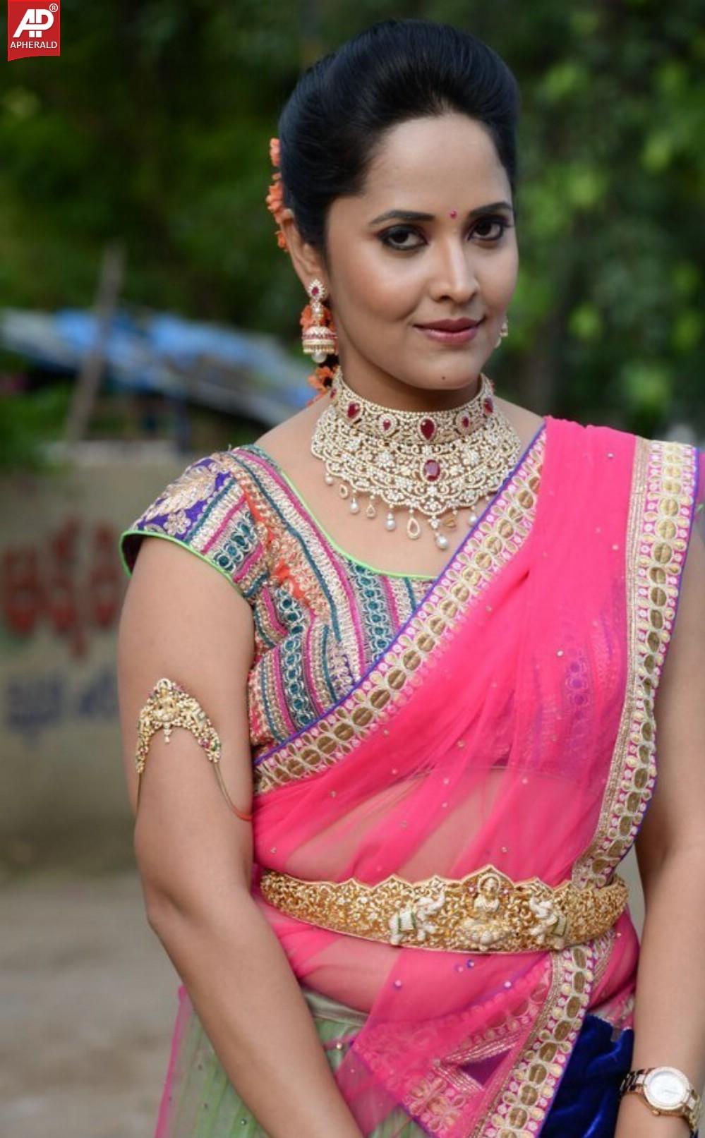Anasuya Latest Saree Stills