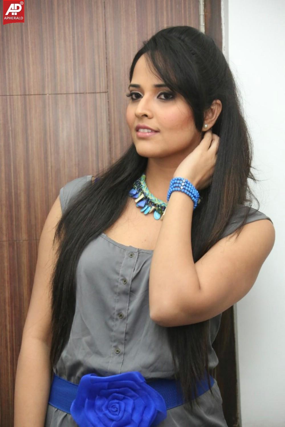 Anchor Anasuya Latest Stills