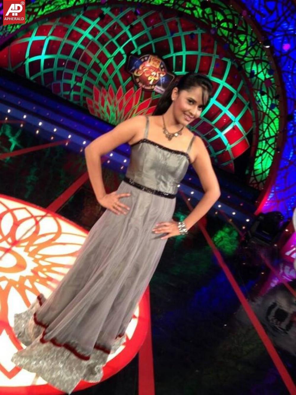 Anchor Anasuya Spicy Pics