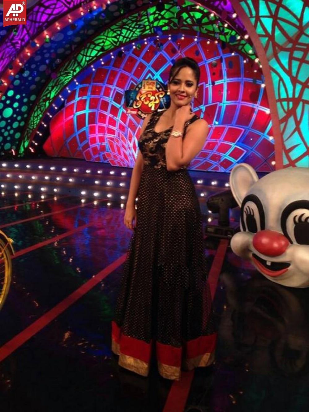 Anchor Anasuya Spicy Pics
