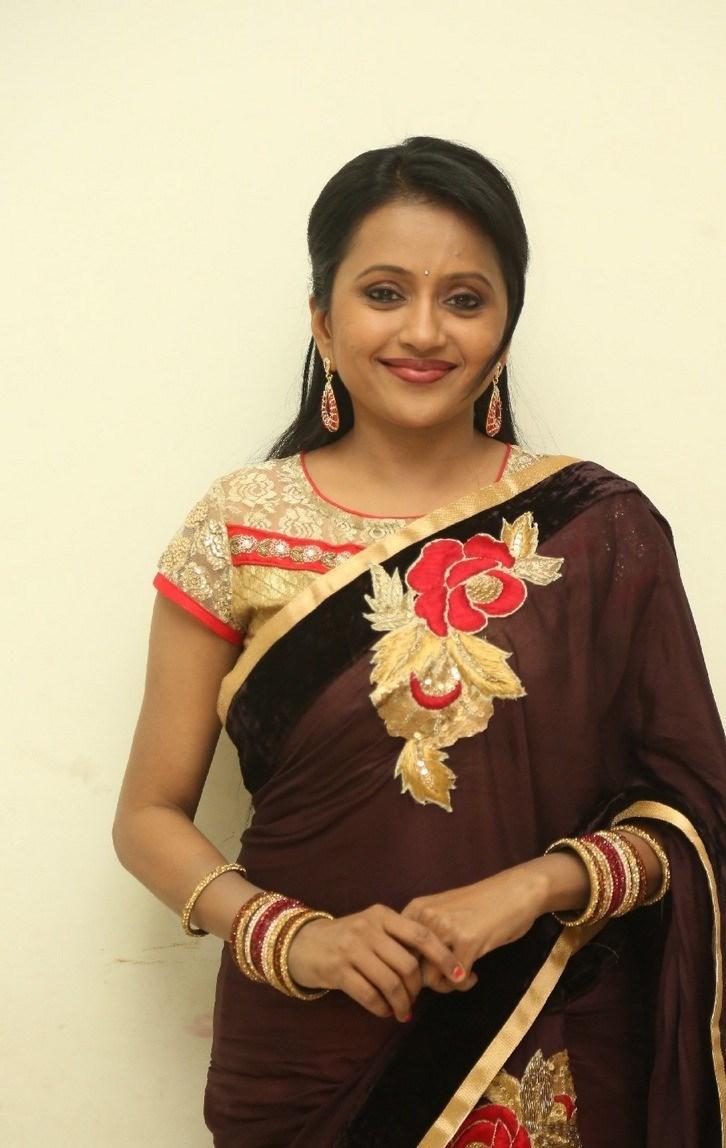 Anchor Suma Latest Saree Stills