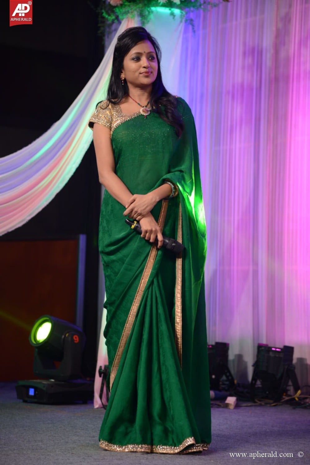 Anchor Suma Saree Photos