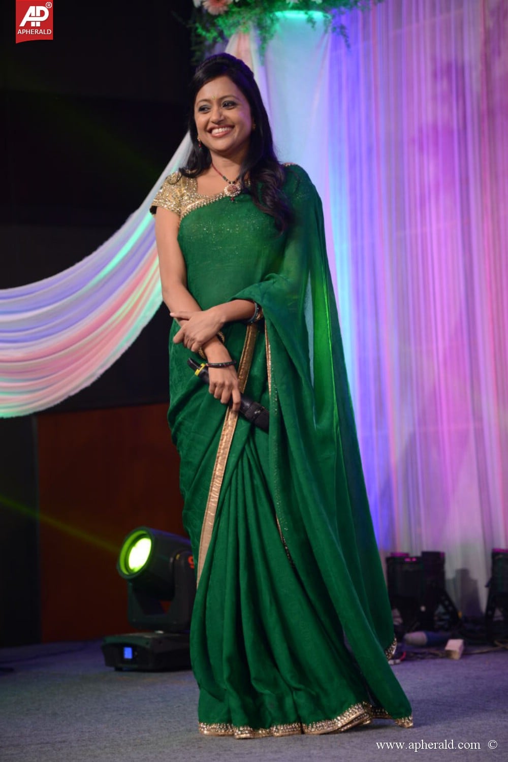 Anchor Suma Saree Photos