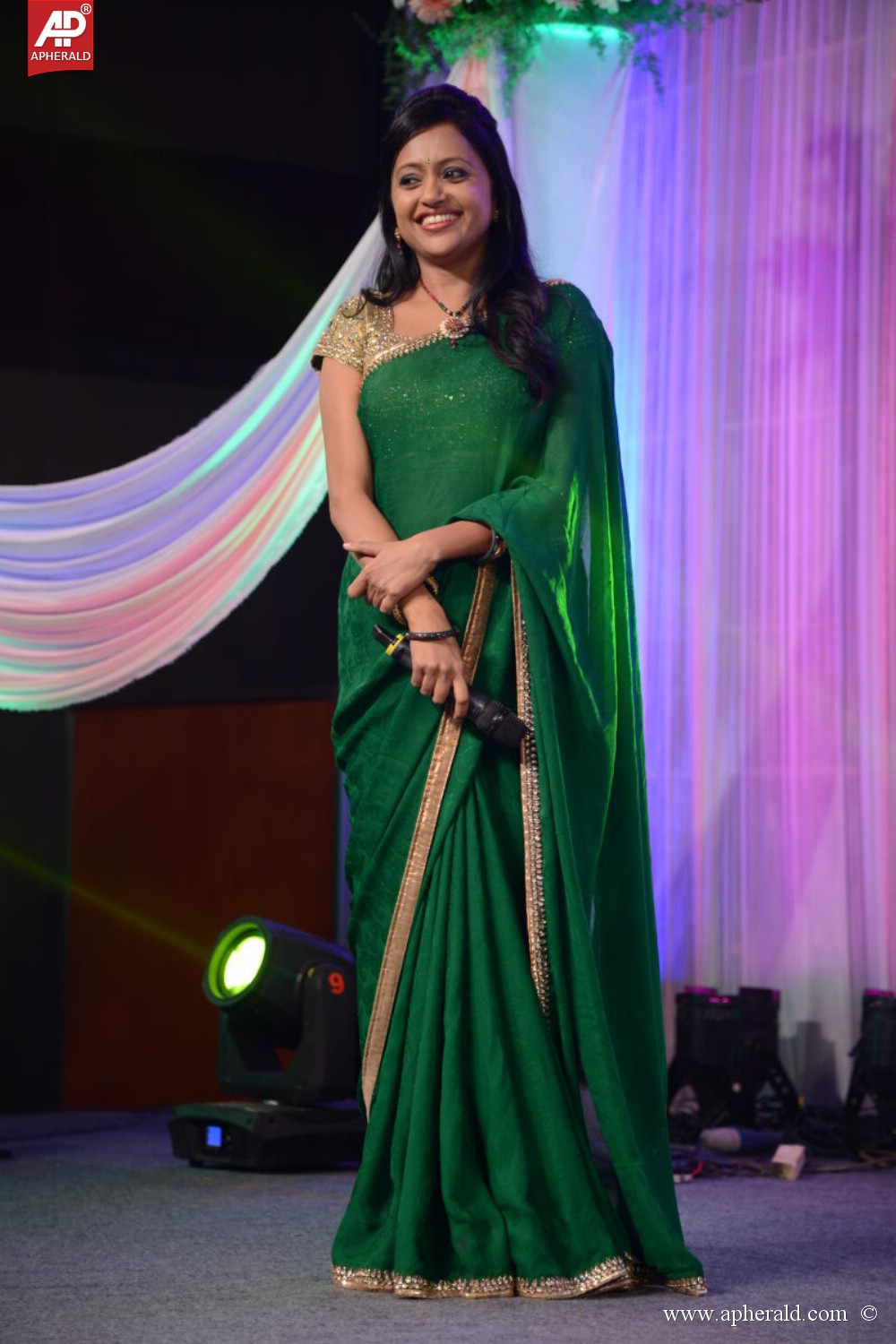 Anchor Suma Saree Photos