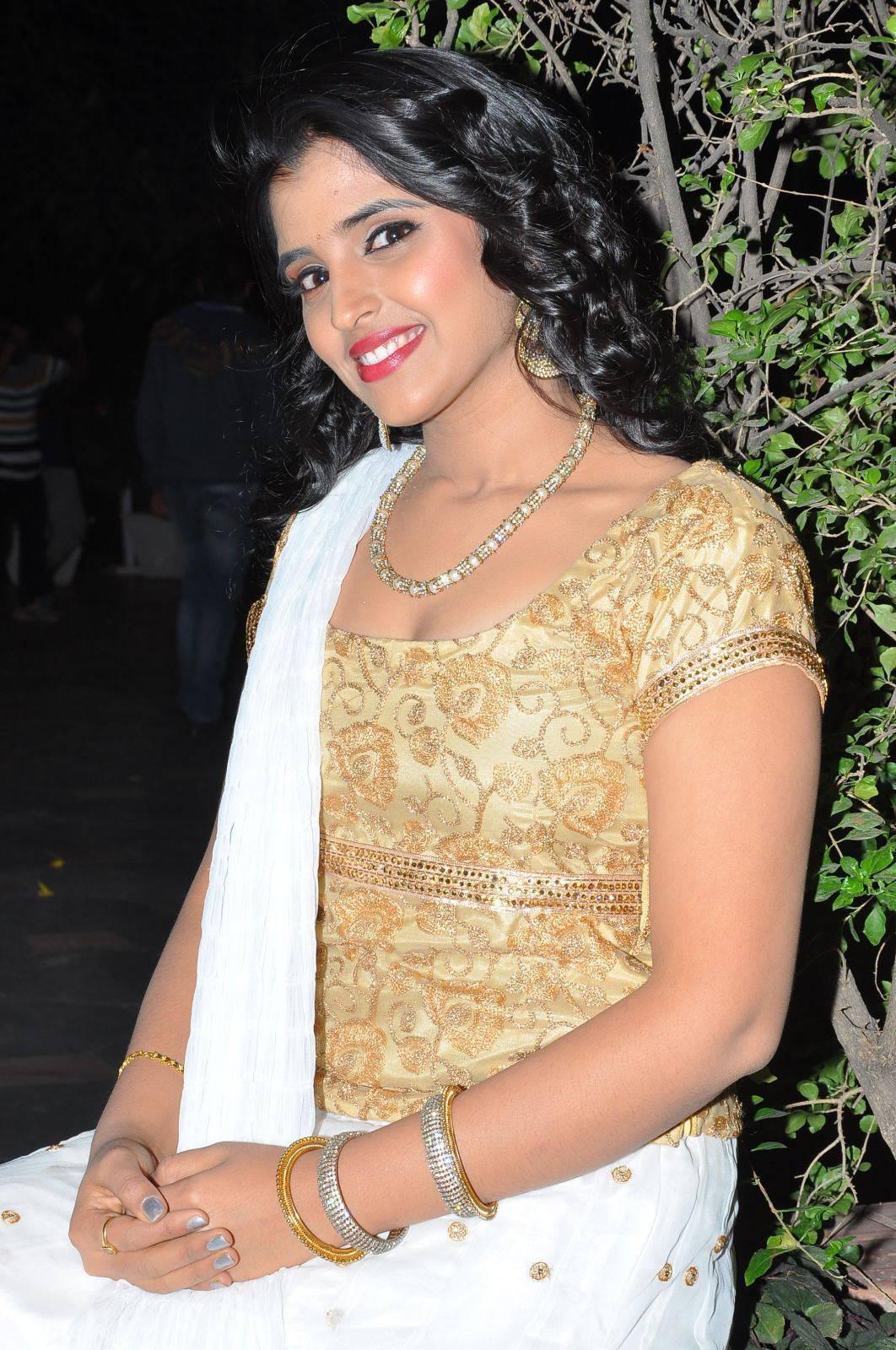 Anchor Syamala Latest Stills