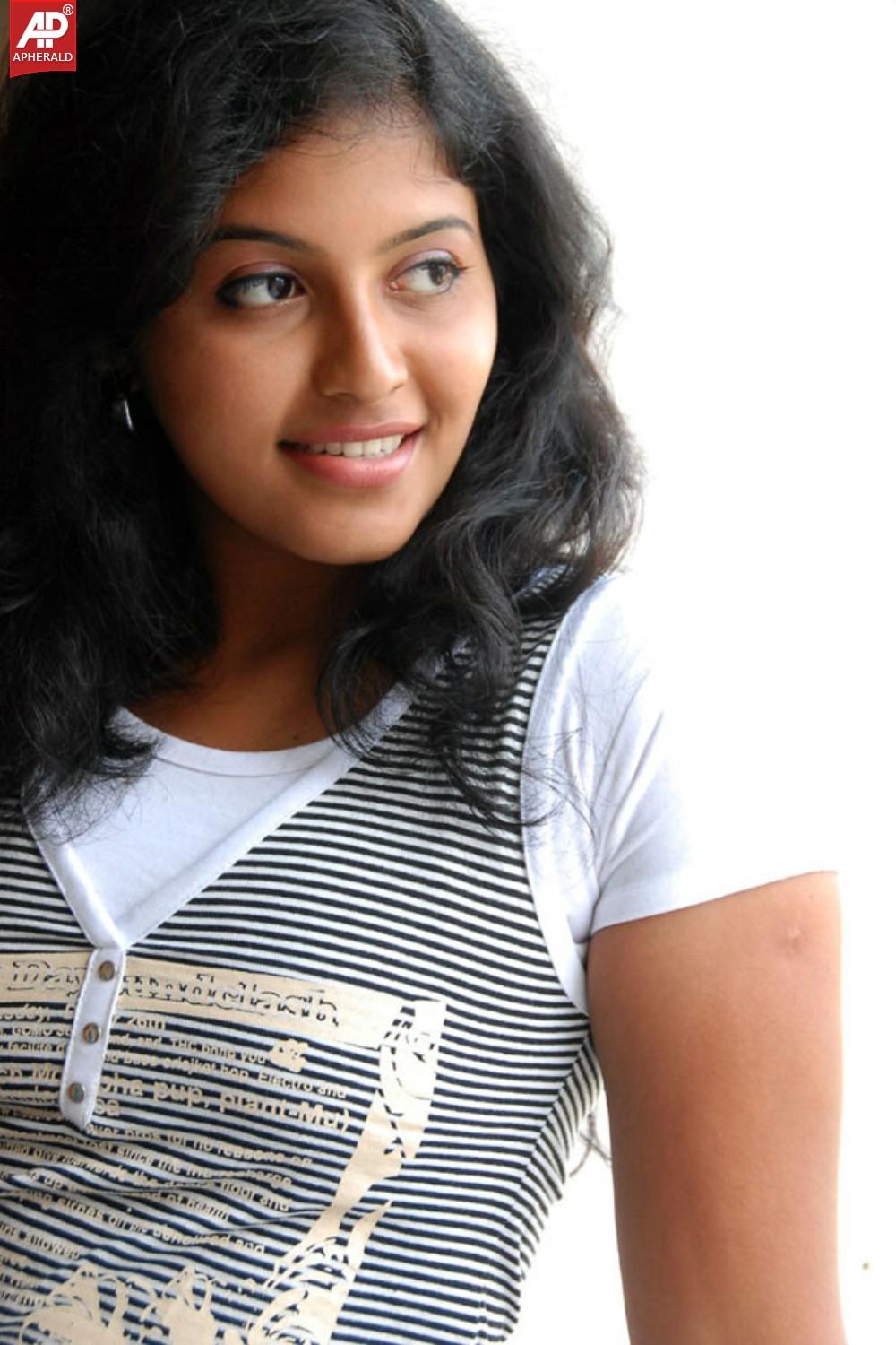 Anjali Latest Photos