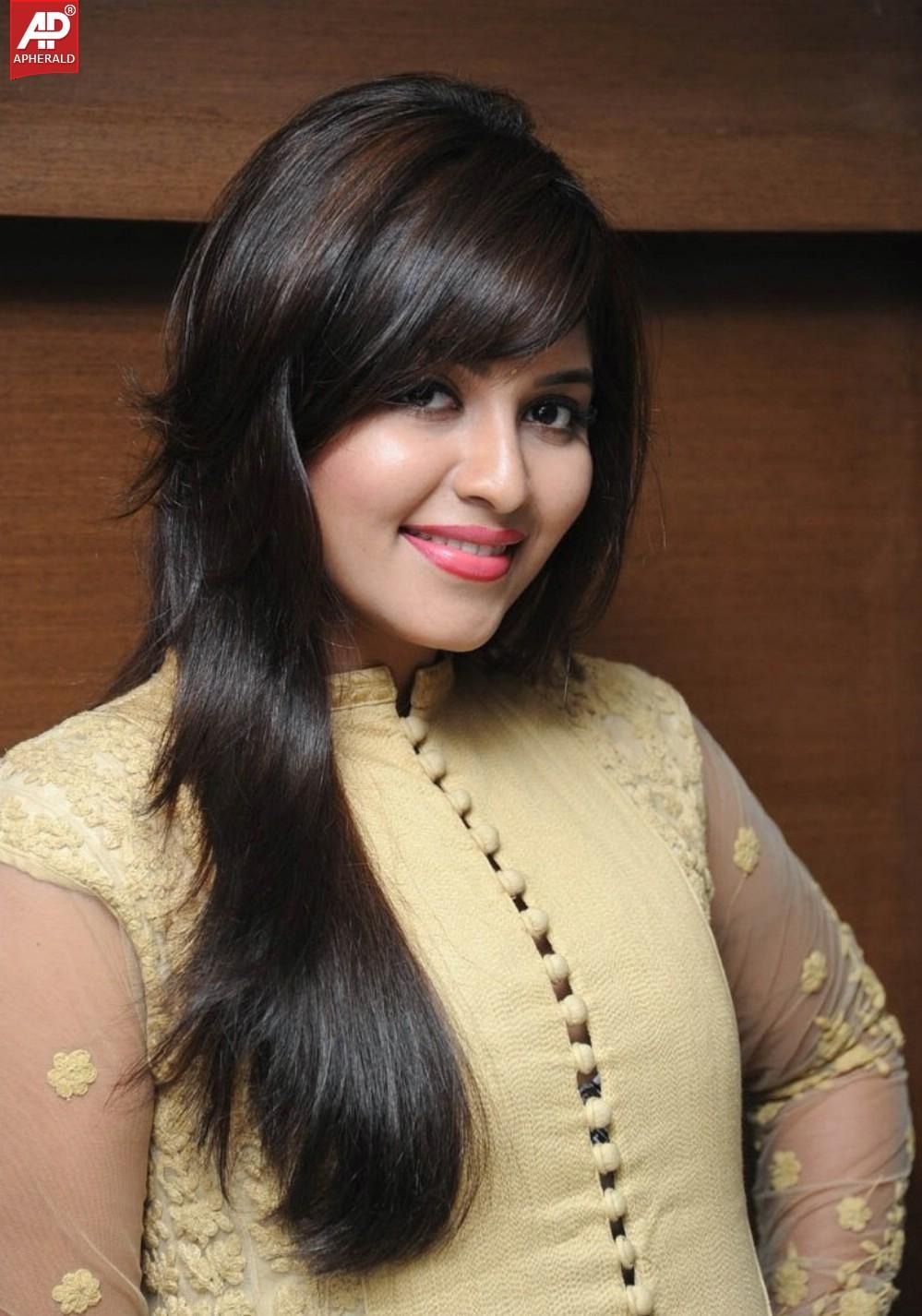 Anjali New Photos