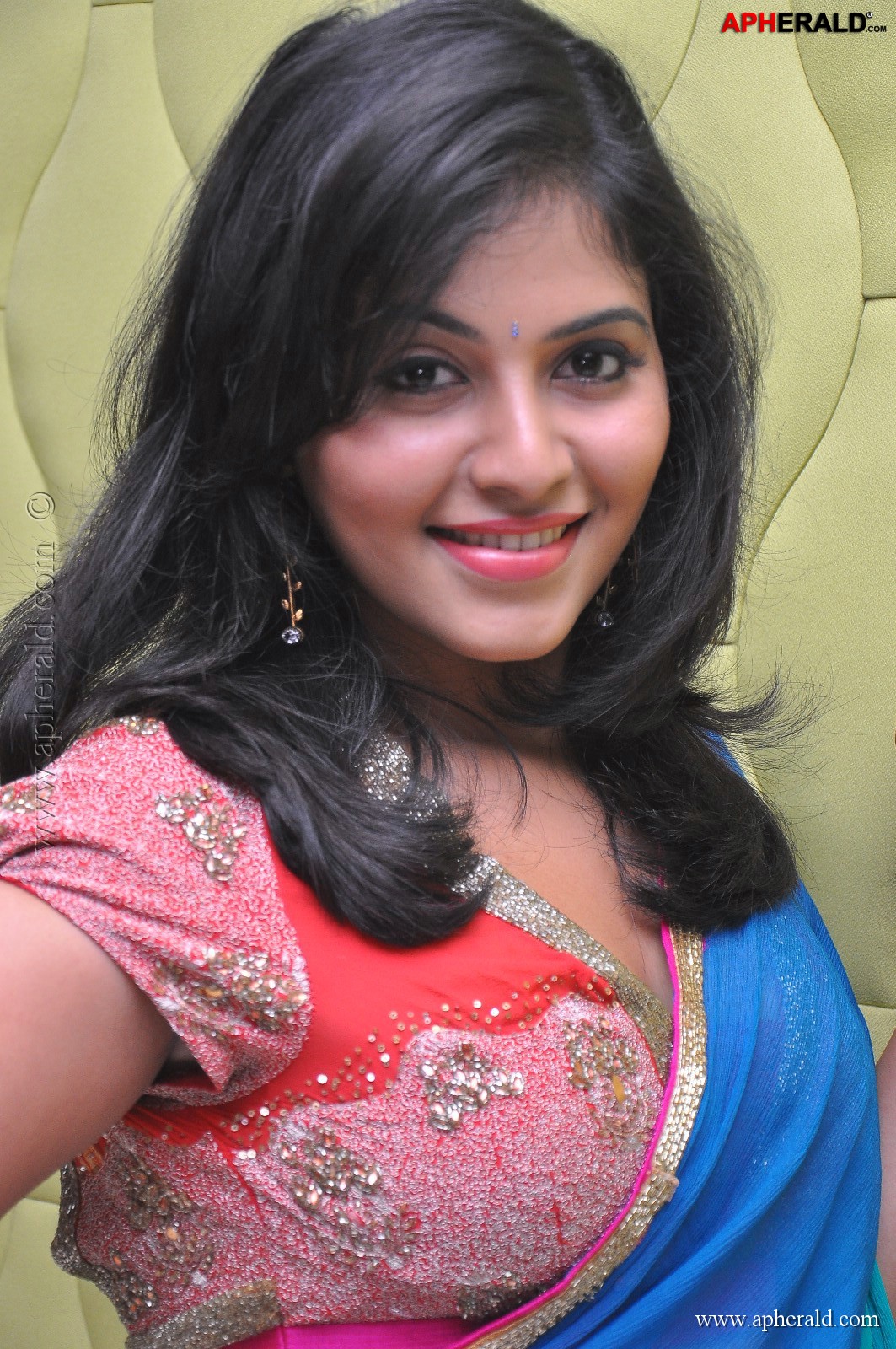 Anjali New Pics