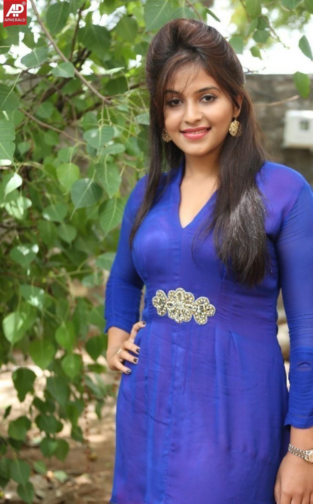 Anjali New Pics