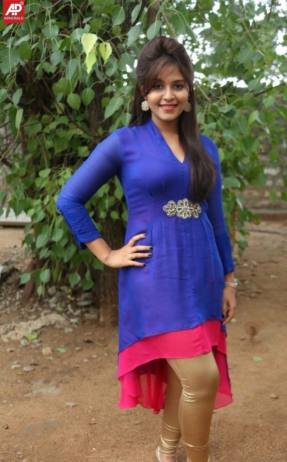 Anjali New Pics