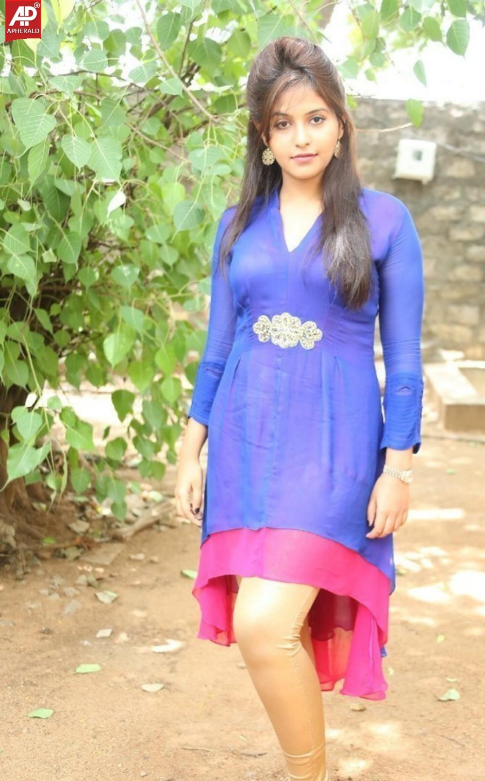 Anjali New Pics