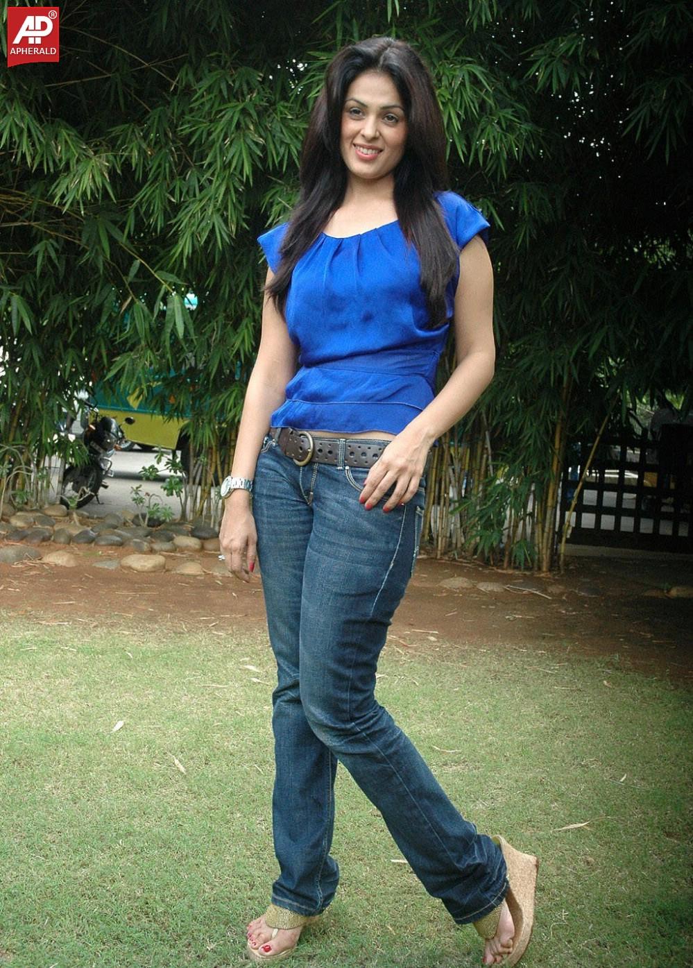 Anjana Sukhani Latest Photoshoot