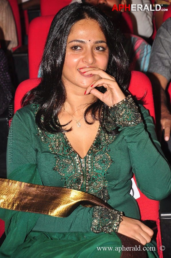 Anushka at Singam 2 Audio Launch