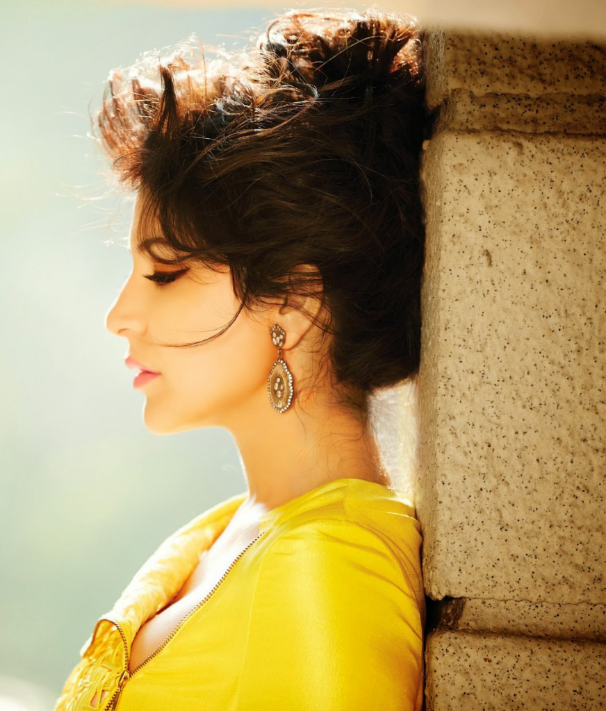Anushka Sharma Filmfare Photoshoot