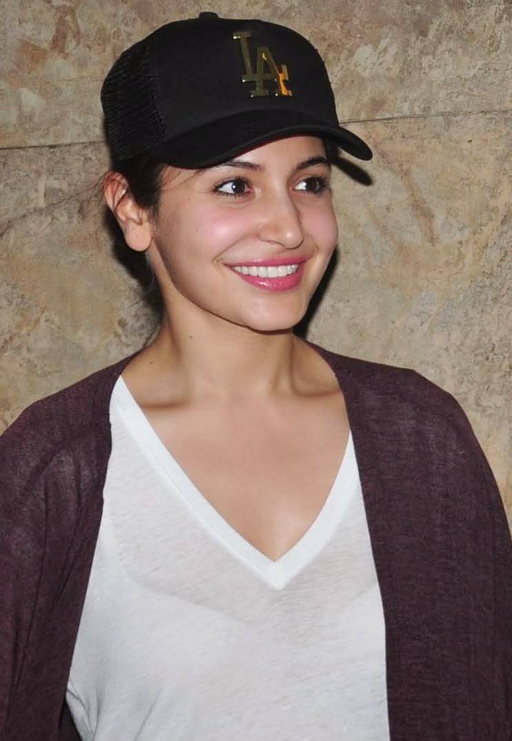 Anushka Sharma Latest Stills