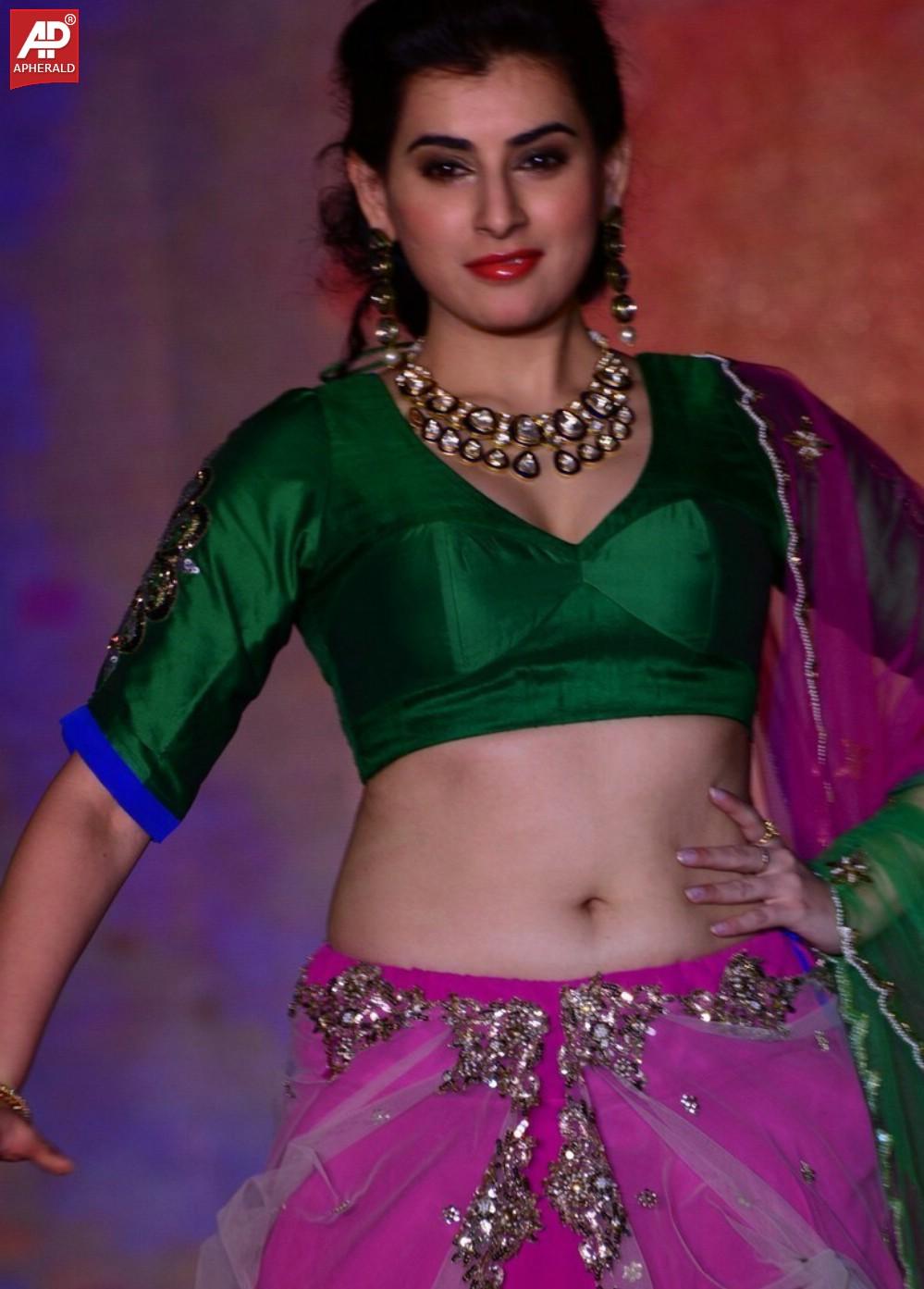 Archana Veda Latest Fashion Show Walk Photos