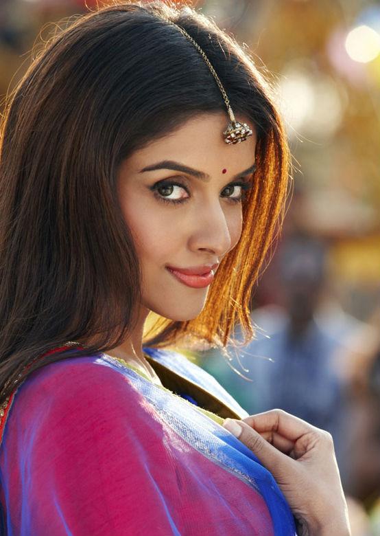 Asin Cute Stills
