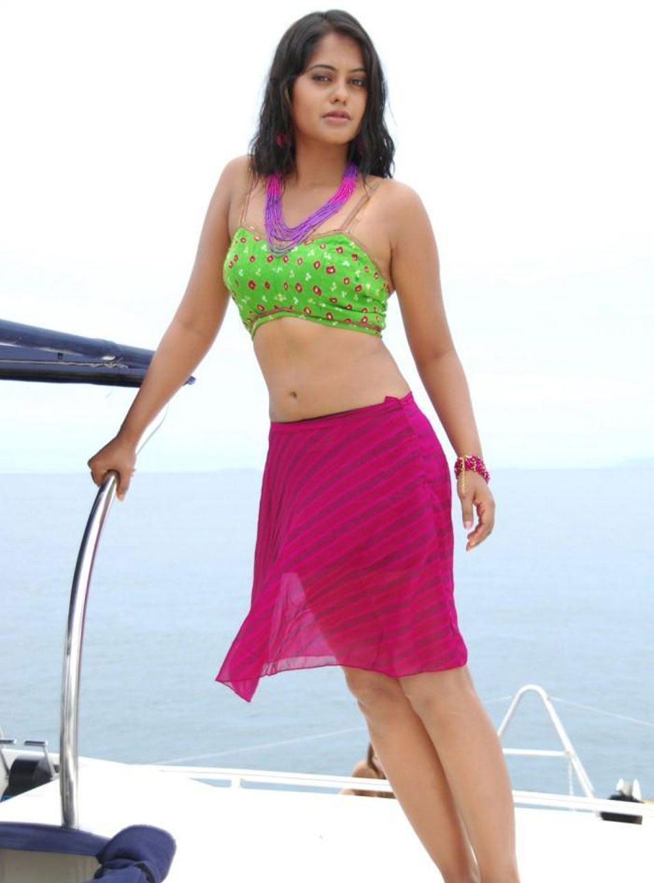 Bindhu Madhavi Images