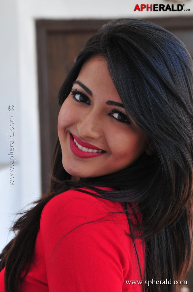 Catherine Tresa Latest Photos