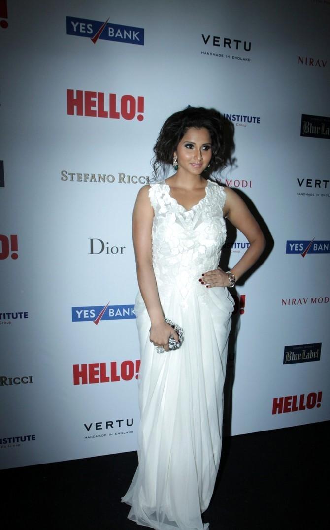 Sania Mirzaa at Bolly Celebs at Hello Hall of Fame Awards