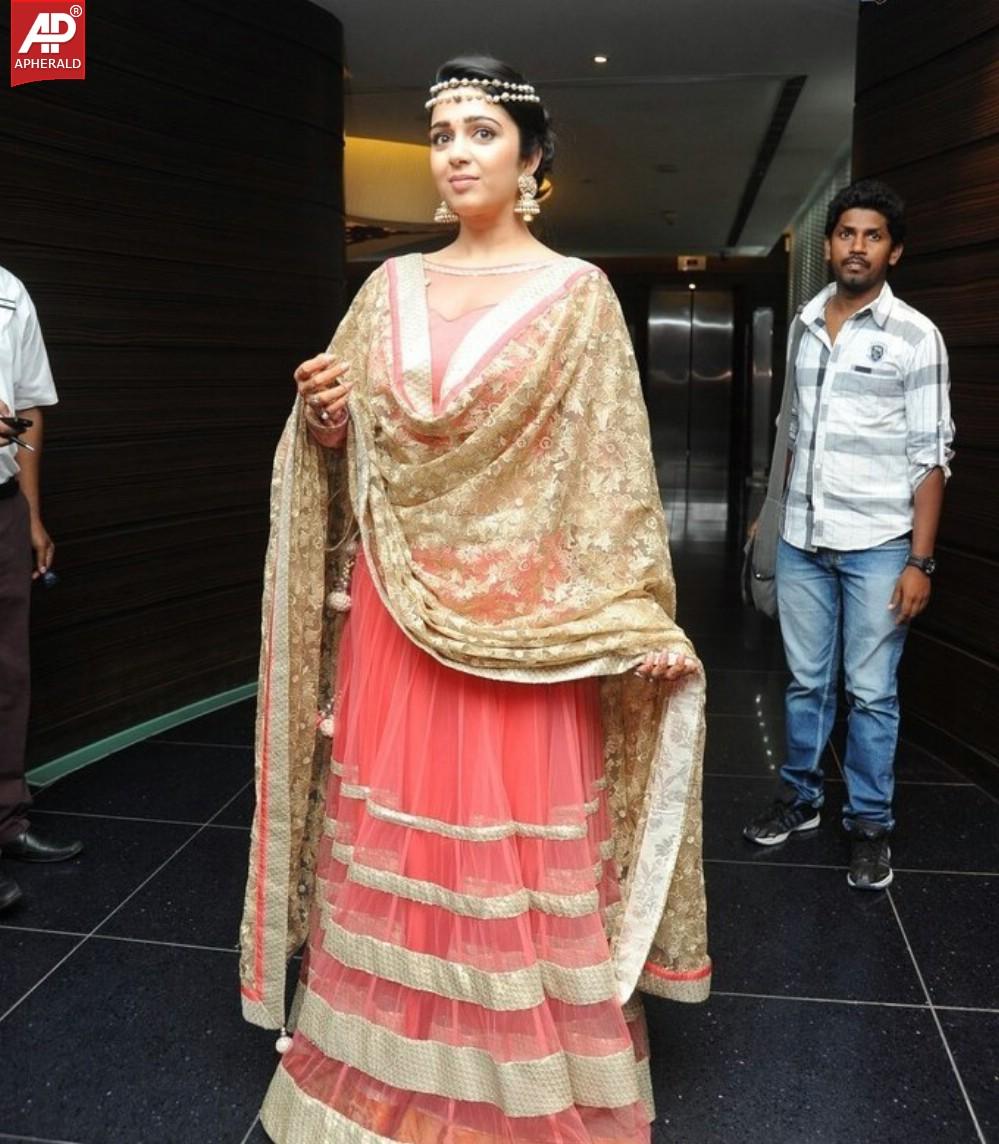 Charmi at TC Fashion Week 14