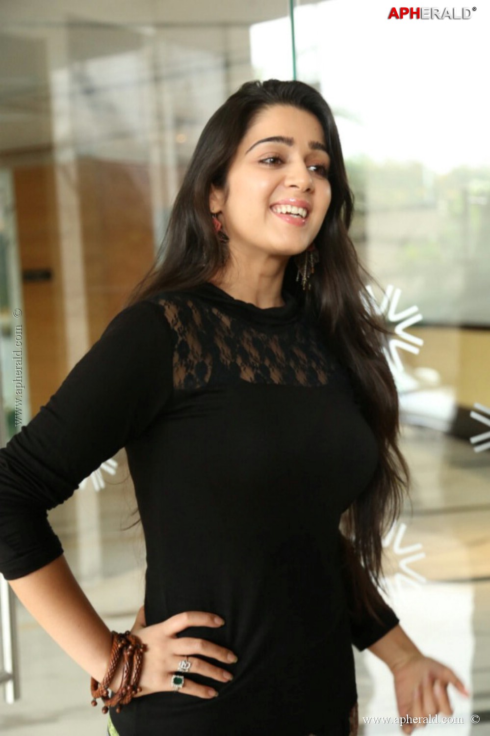 Charmi Latest Spicy Photos