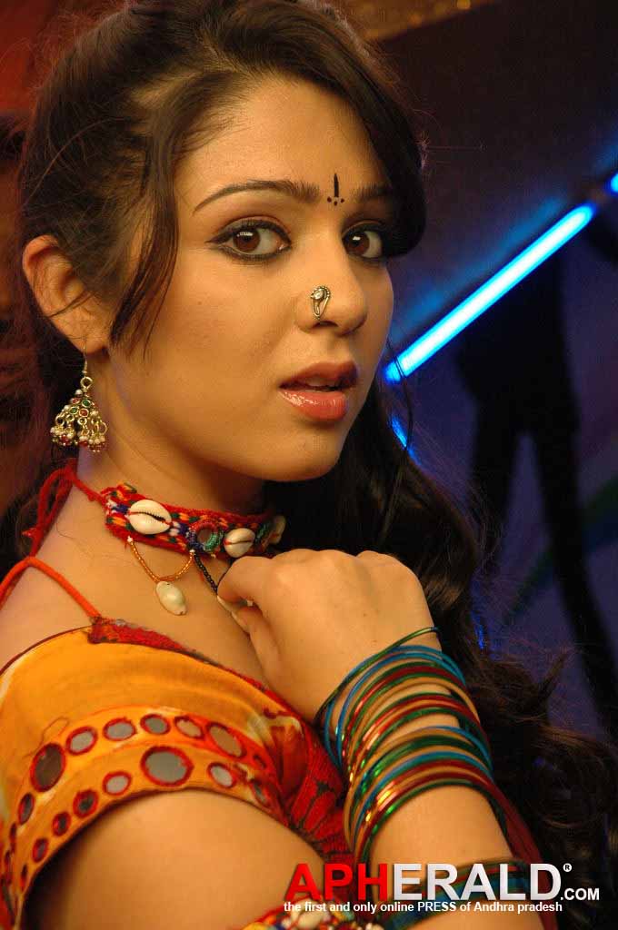 Charmi 
