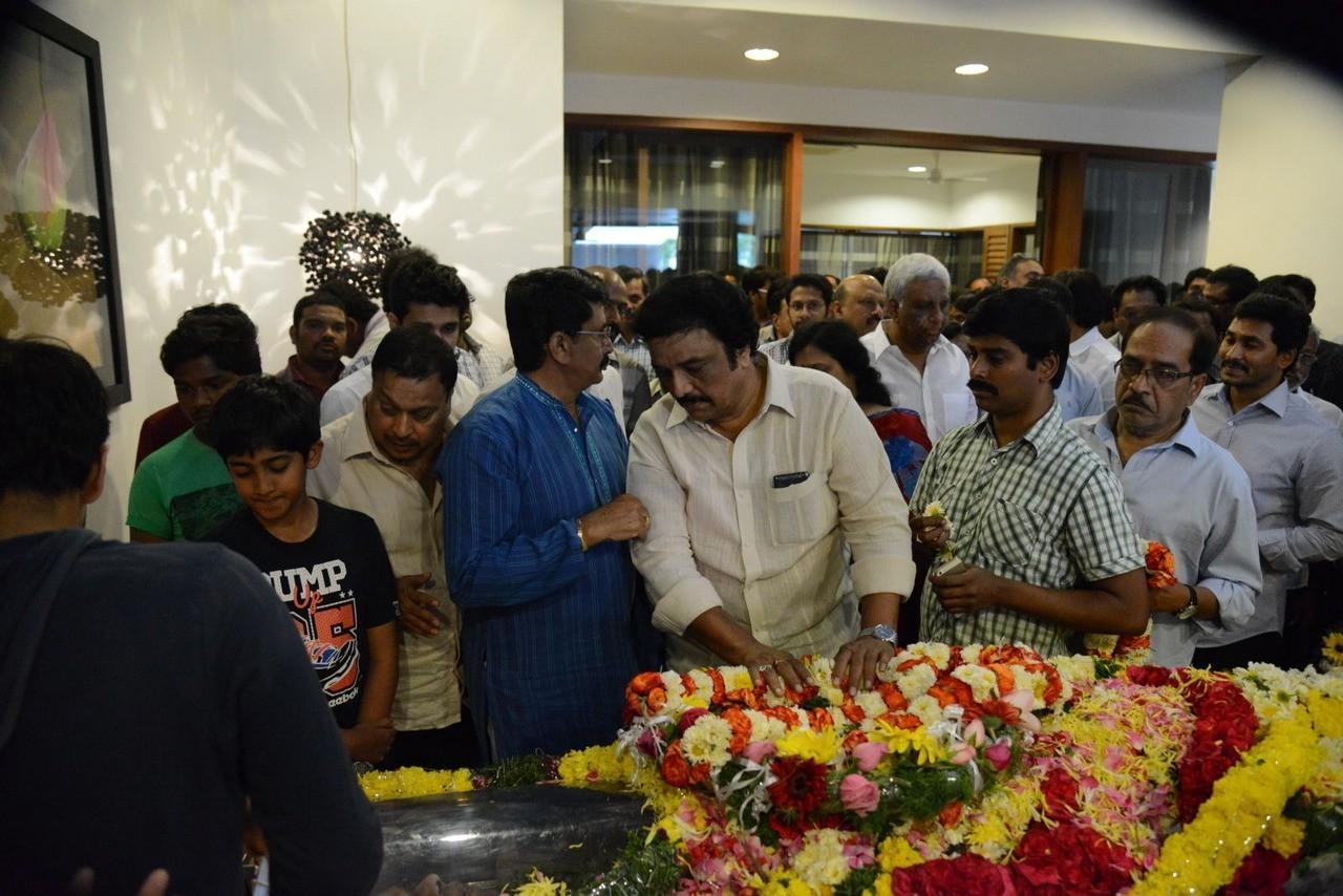 D Ramanaidu Condolences Photos