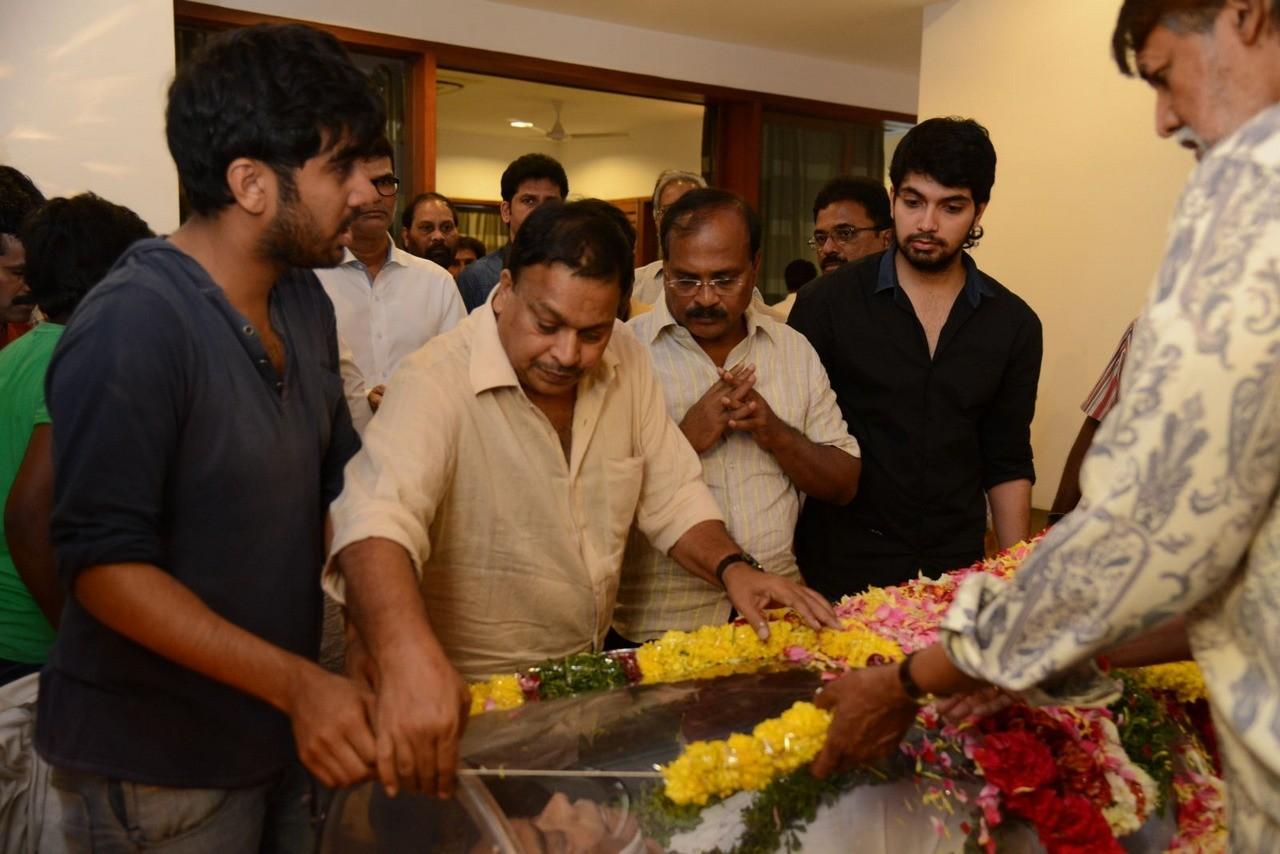 D Ramanaidu Condolences Photos