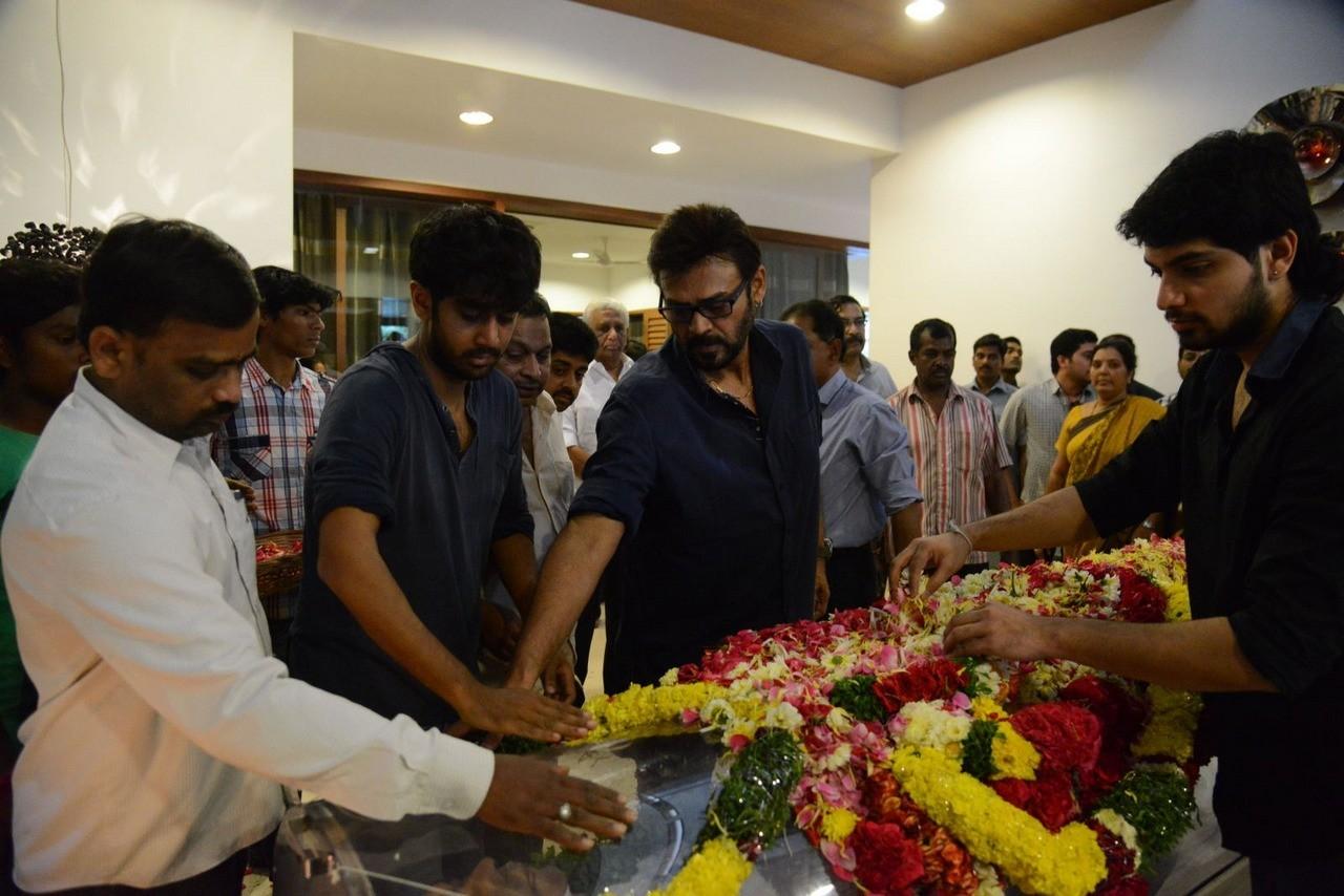 D Ramanaidu Condolences Photos