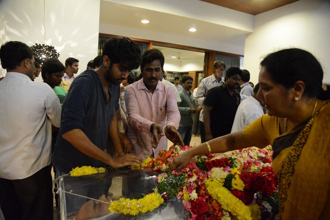 D Ramanaidu Condolences Photos