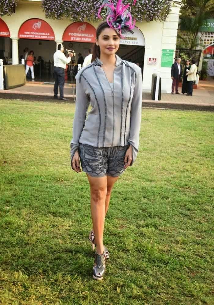 Daisy Shah Photos At Poonawala Race