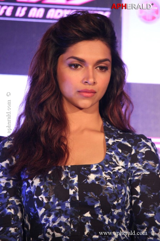 Deepika Padukone Photos 