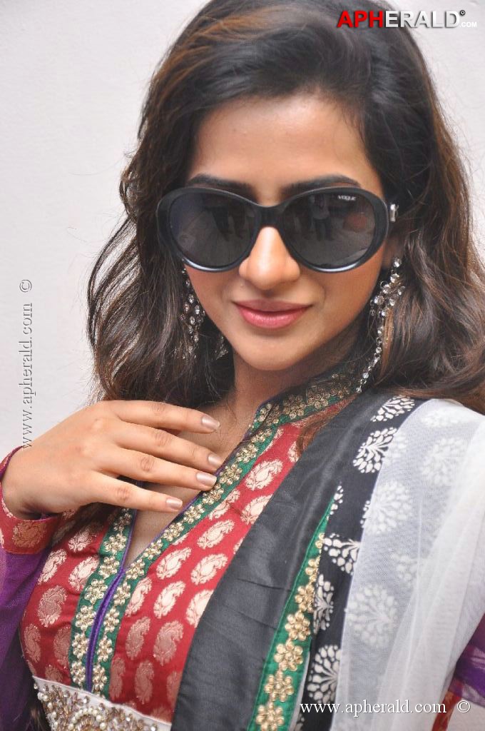 Devana Latest Stills