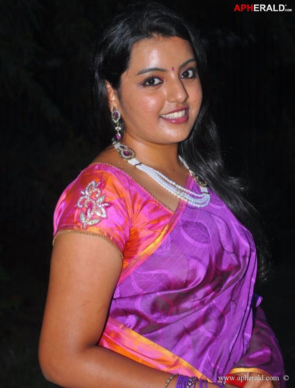 divya nagesh new stills