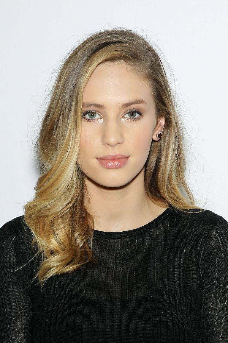 Dylan Penn Latest Stills