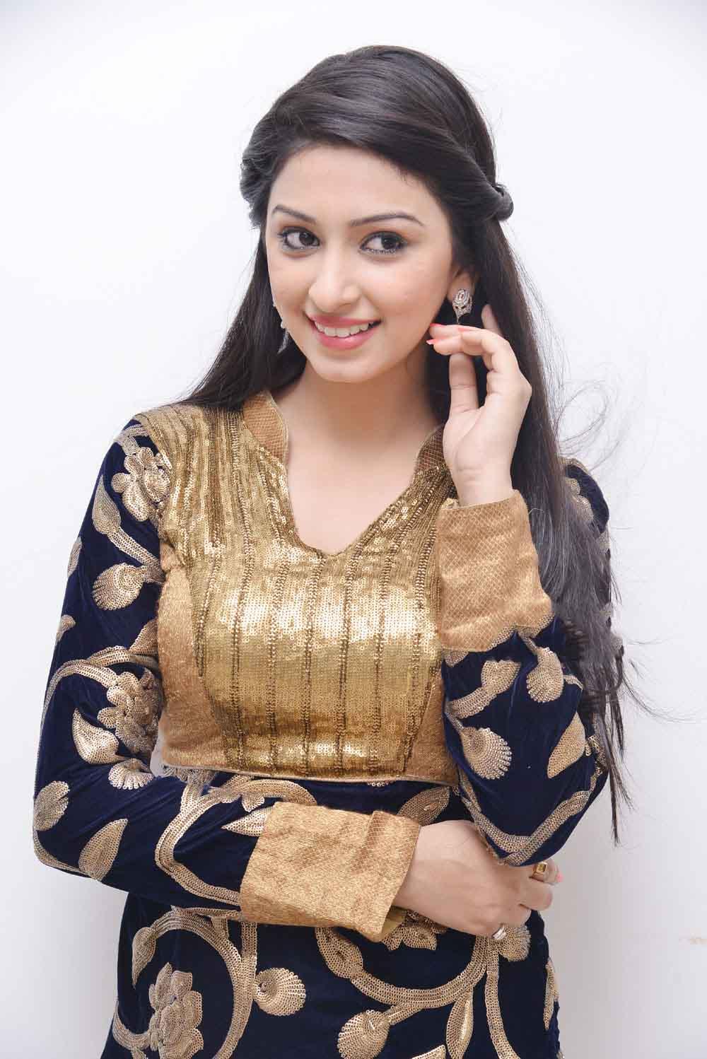 Eshanya Latest Stills