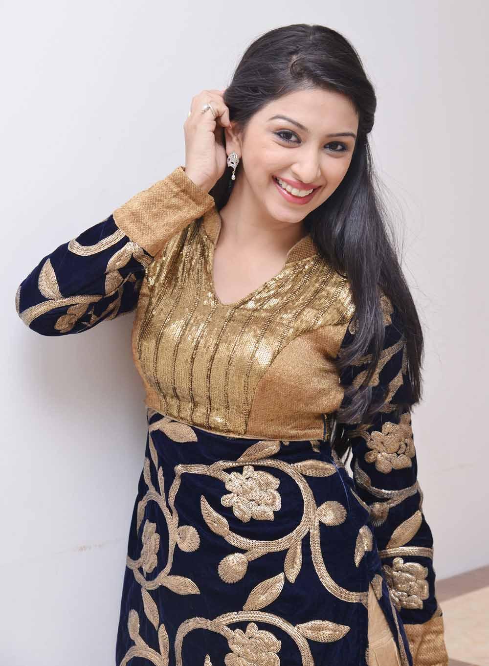 Eshanya Latest Stills